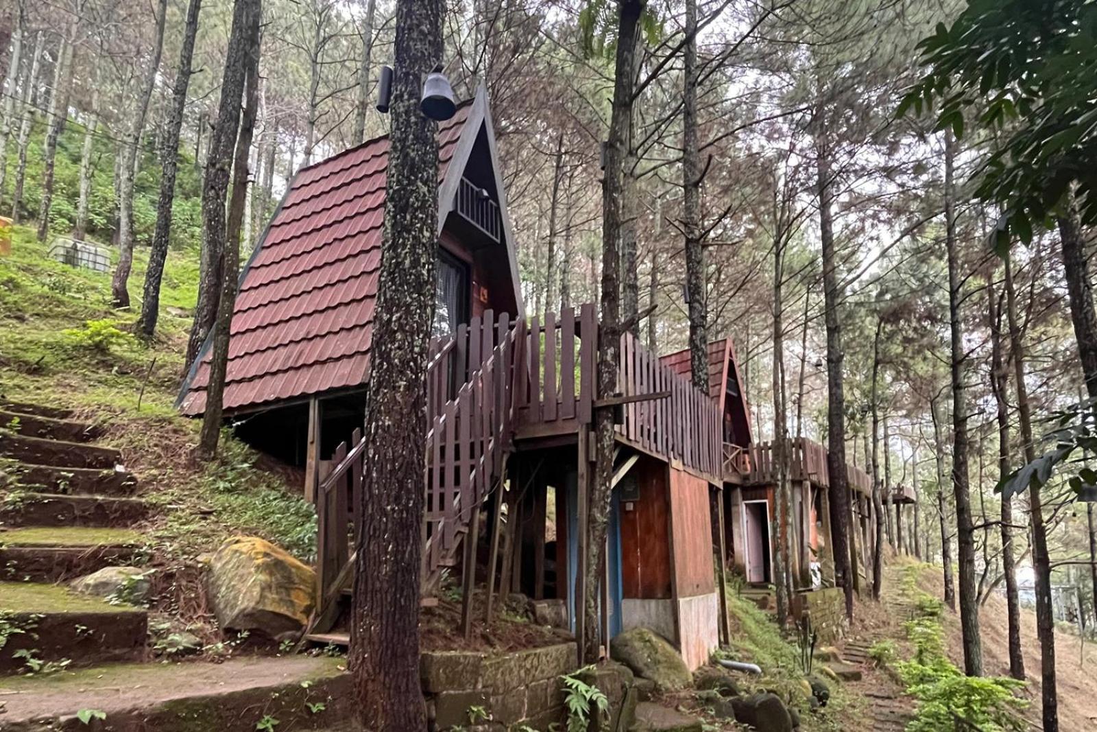 Alas Pacet By Twospaces, Mojokerto Eksteriør billede